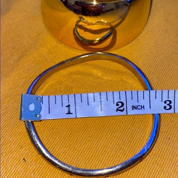 Vintage Gold tone rhinestone bracelet - Picture 6 of 6